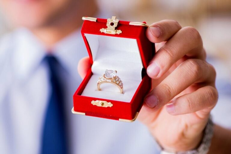 engagement ring